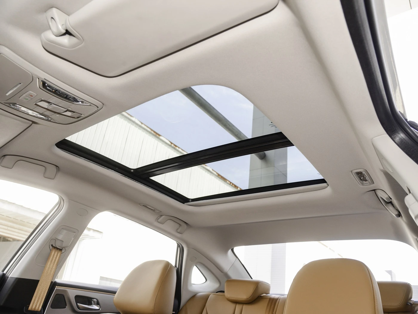 AION S Car 7
